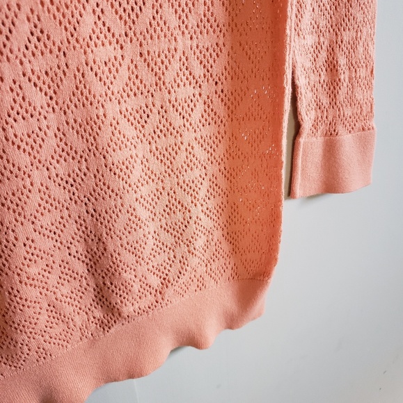 LOFT Sweater - Picture 2 of 7